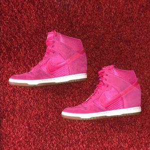 Slightly used pair of shoes